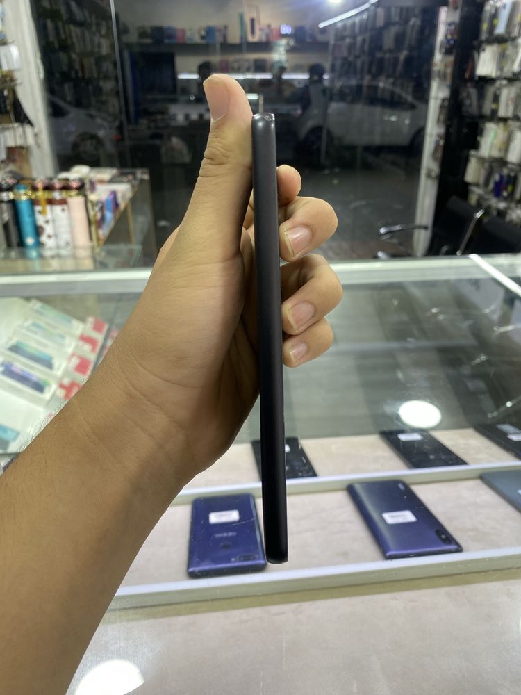 Samsung a33.