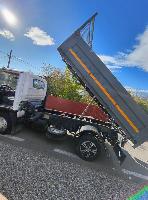 Isuzu NPR77 Basculabil