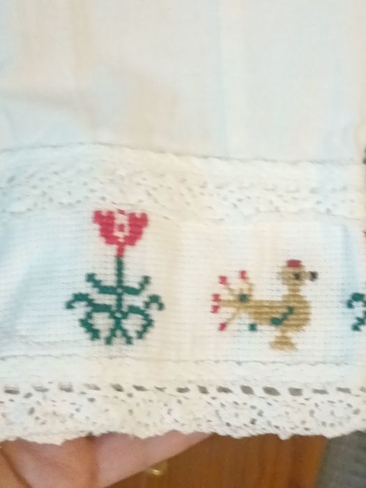 Bluza lucrata manual din bumbav
