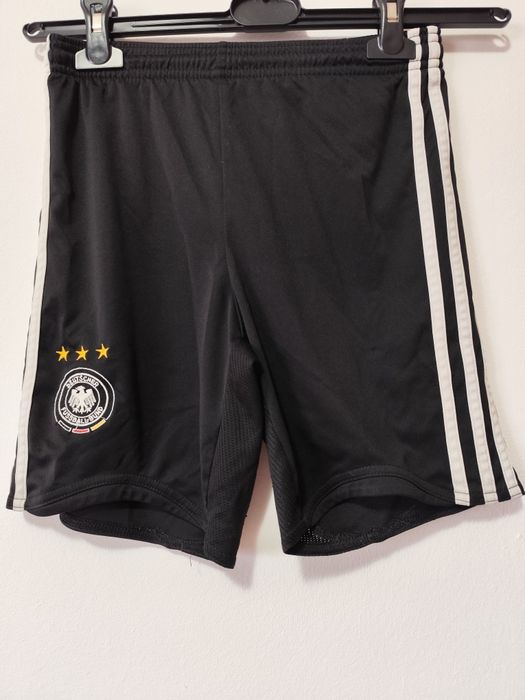 Adidas, pantaloni scurți sport