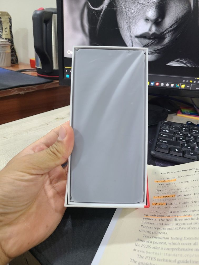 Redmi 10A . 4 / 64GB