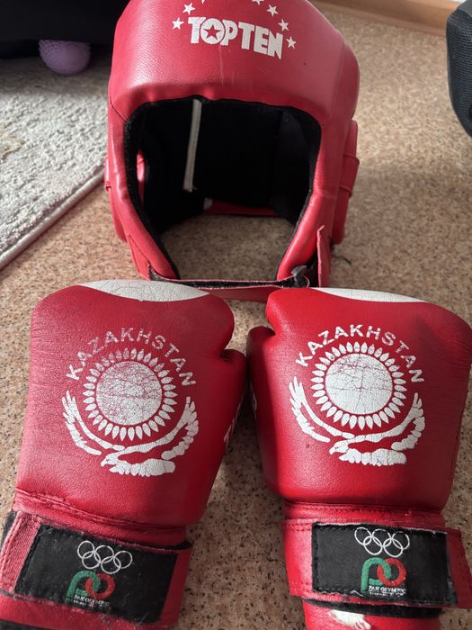 Детский шлем для бокса, перчатки для бокса