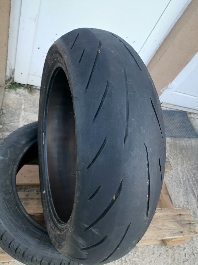 190 55 ZR 17  BRIDGESTONE ДОТ 3320