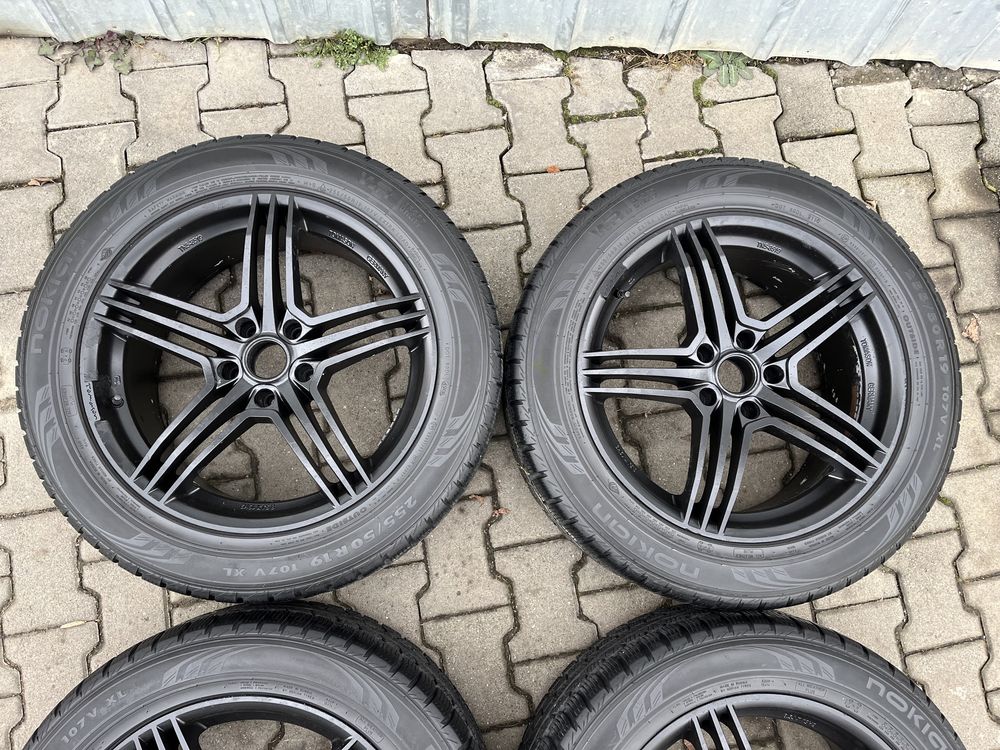 Jante aliaj 5x120mm, anvelope iarna 255/50 R19, BMW X5, X6, IS15!!!