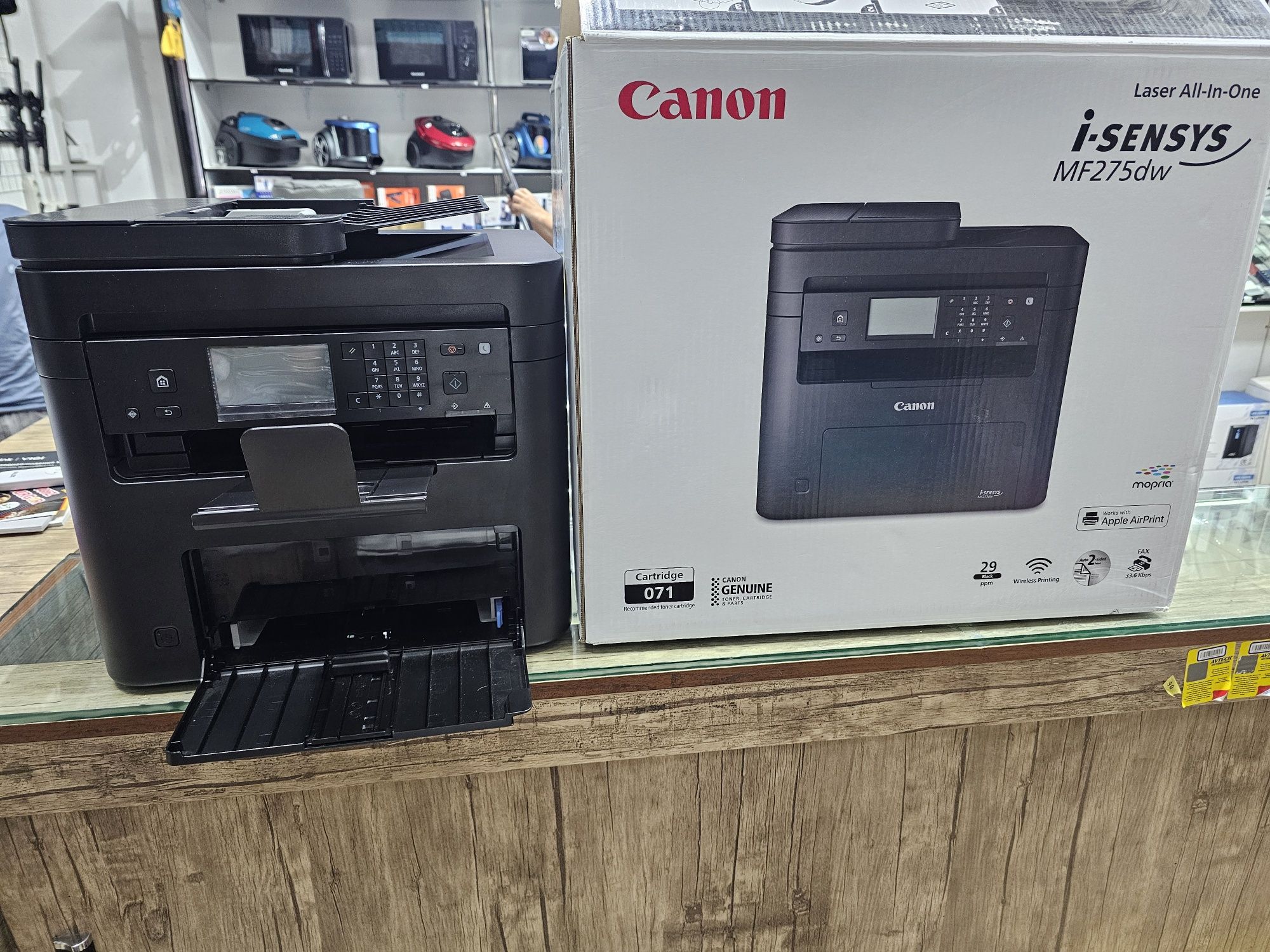 Почти новый МФУ Canon MF275dw
