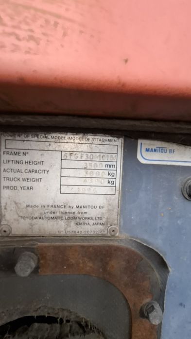 Stivuitor GPL Toyota 3 Tone ridicare ! ( 4.5 tone el )