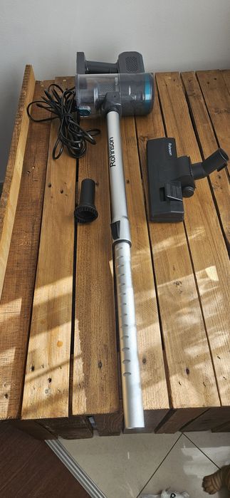 Вертикална прахосмукачка Rohnson