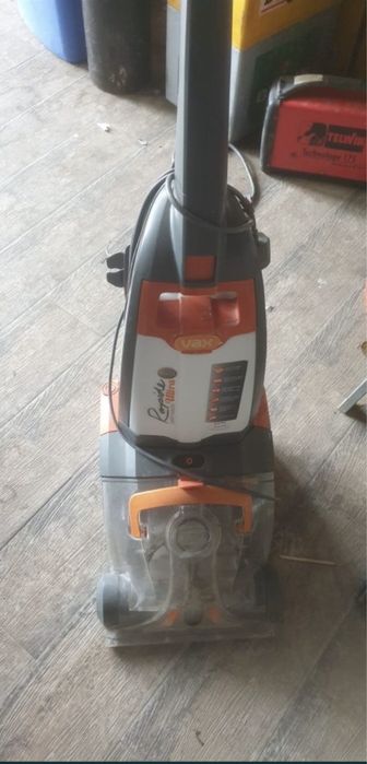 Aspiratoare Vax cu spalare