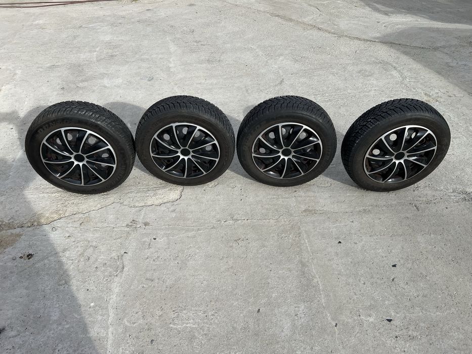 Jante R15 4x100 cu anvelope 175 65 R15