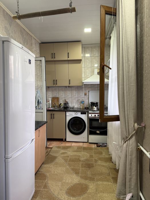 Продается отличная квартира на Ахмад Югнакий