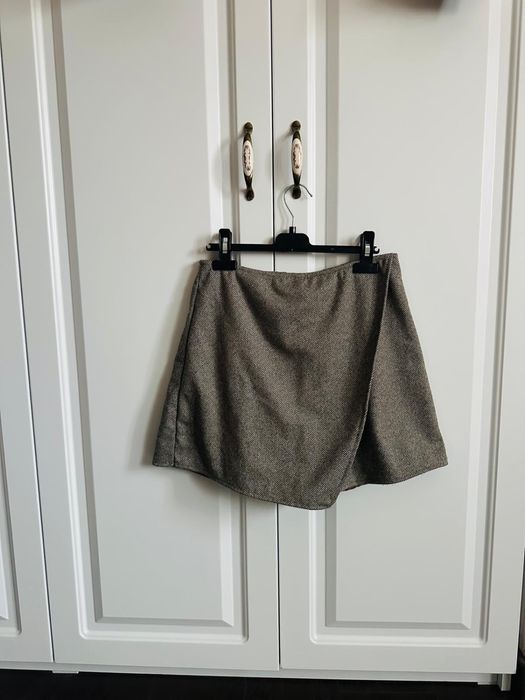 Costum masura M stil Massimo Dutti , Nou , sacou si fusta pantalon
