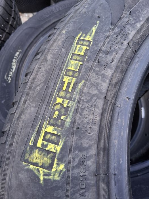 235 60 17 PIRELLI SCORPION 4броя зимни