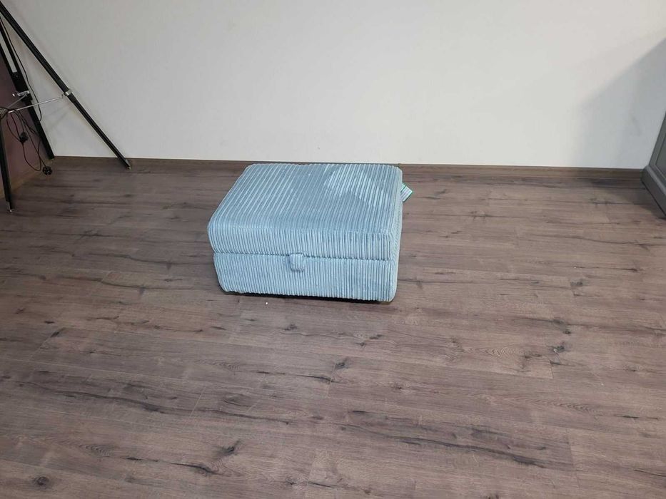 Синя табуретка от плат с функция ракла