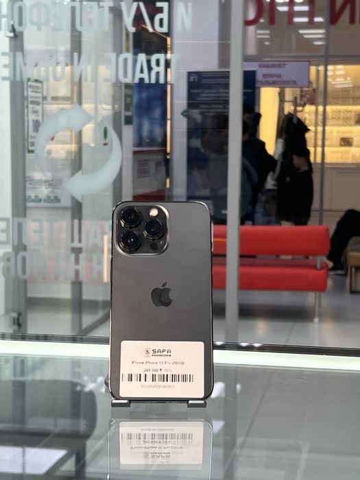 Iphone 13 Pro 256 gb :/)