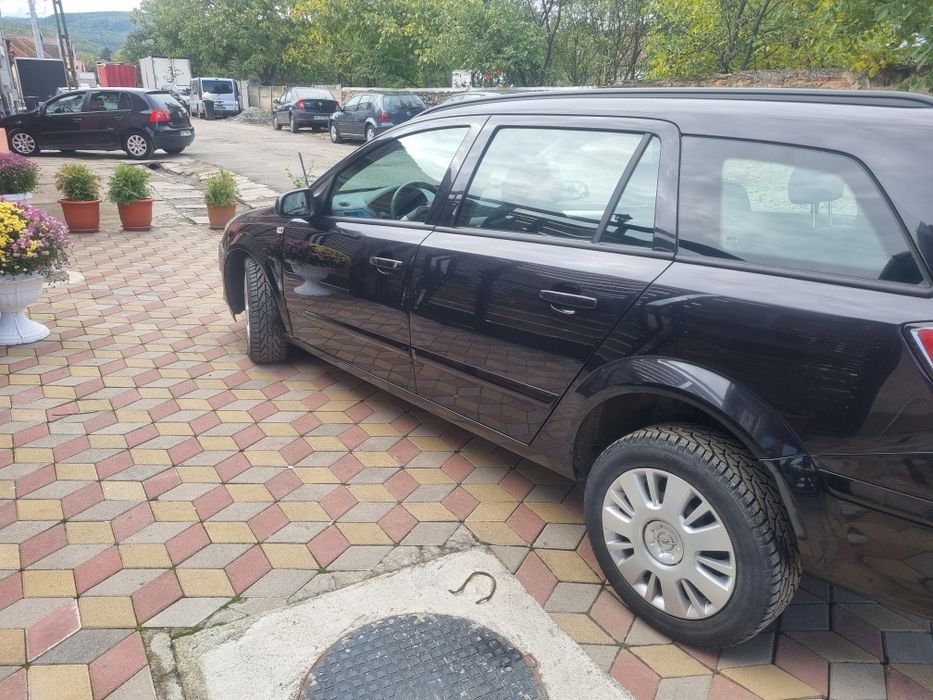 Vând Opel astra 2008