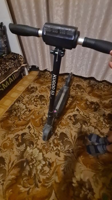 Электросамокат KUGO