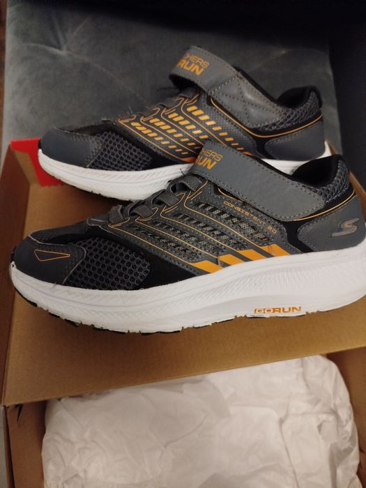Skechers adidași+krocsi copii in stare buna