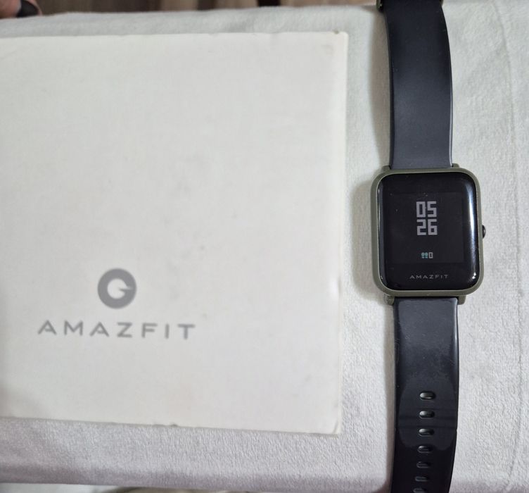 Часы Xiami bip amazfit smartwatch,  в идеальном состоянии