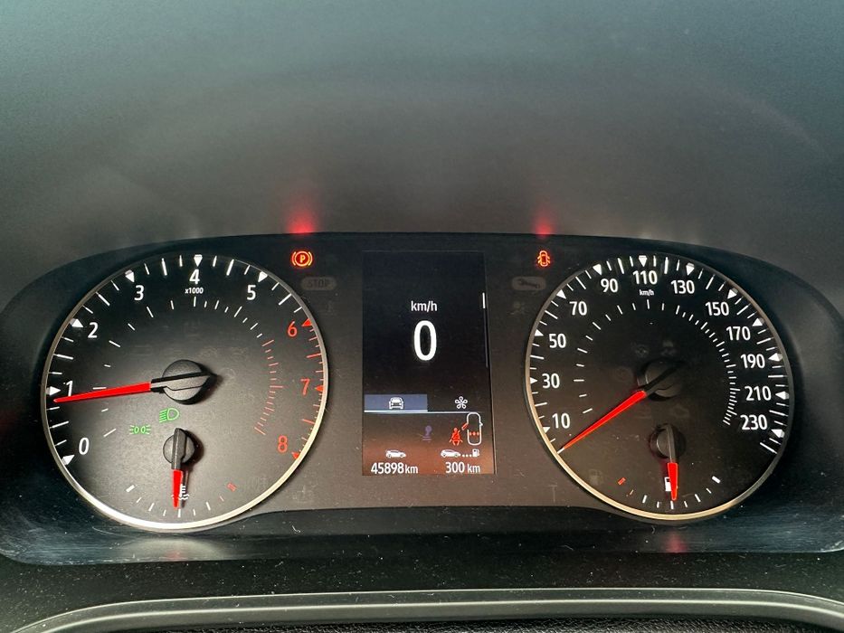 Renault Mégane Sedan ZEN TCe 114 GPF – 2021 | 45.000 km | Stare imp