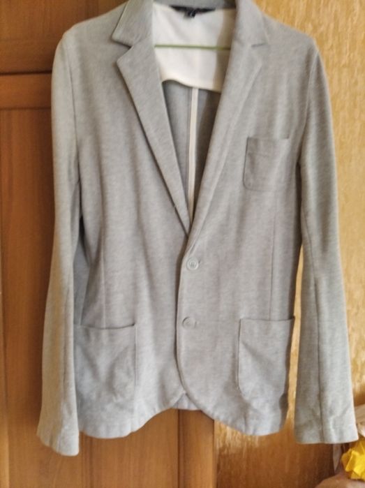 Рубашки,жакеты,пиджаки мужские