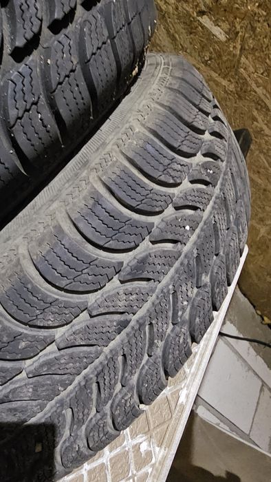 Anvelope iarna vara roti logan 185 65 15