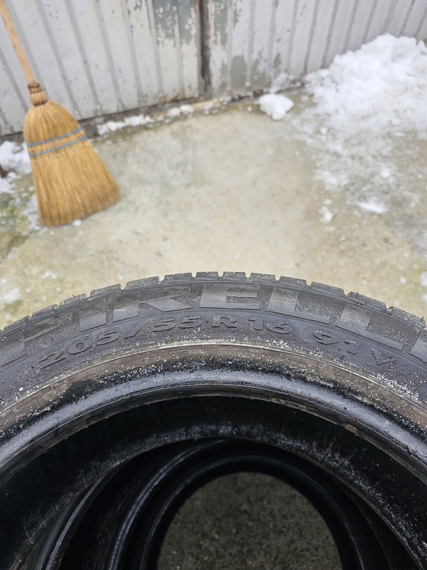 De vânzare 4 anvelope pirelli 205 55 r16