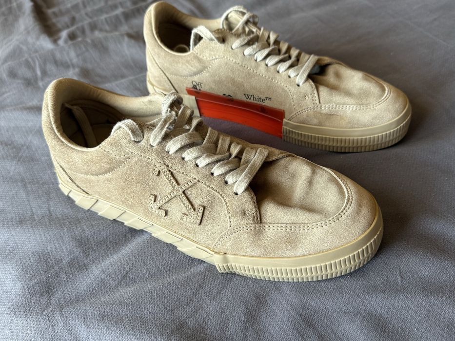 Off White 43 използвани