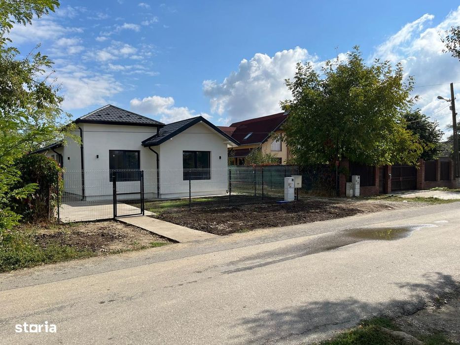 Casa noua, finisaje la cerere, acces auto lacul Snagov in vecinatate