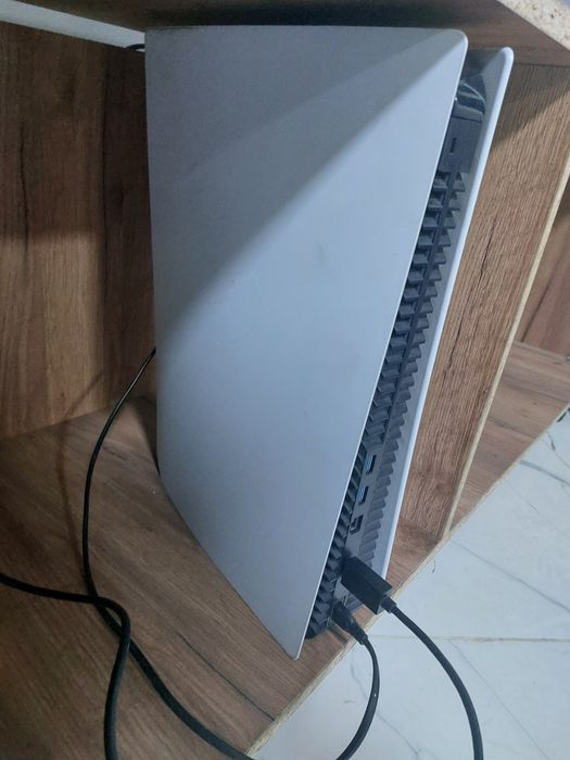 Продам Playstation 5