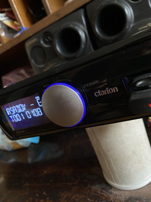 CLARION FZ502E - УНИКАТ - BLUETOOTH, USB, Радио плеър за кола сд cd