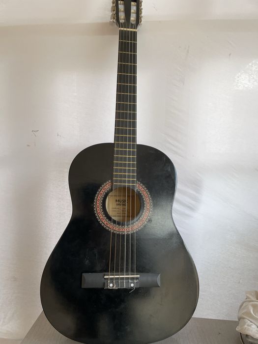 Gitara music brend 39 ishkatilmagan