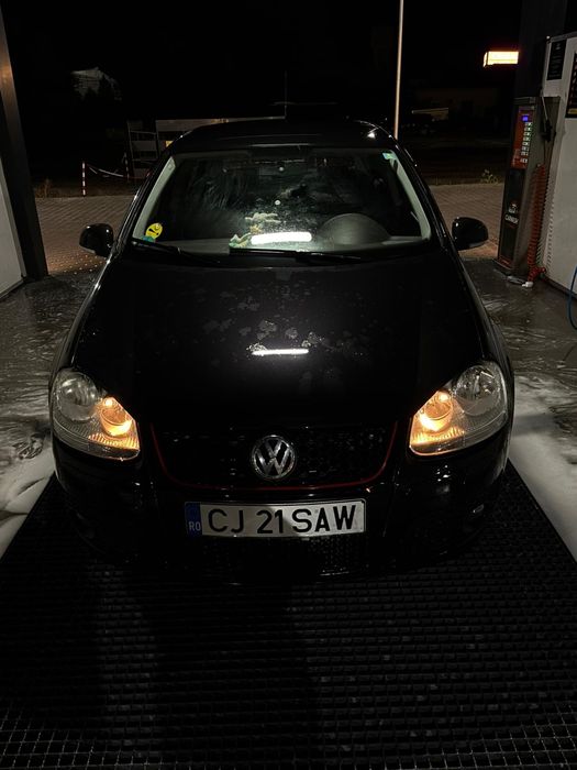 Vând golf 5 1.9 90 cp diesel