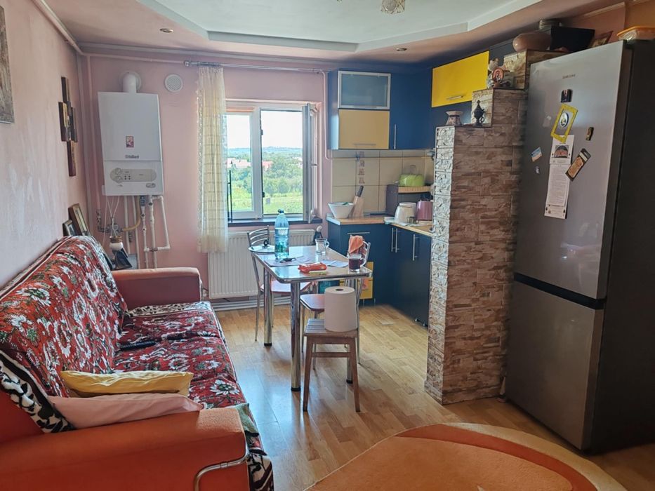 Vand apartament 2 camere