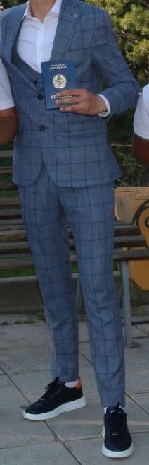 Продам костюм 3-ка