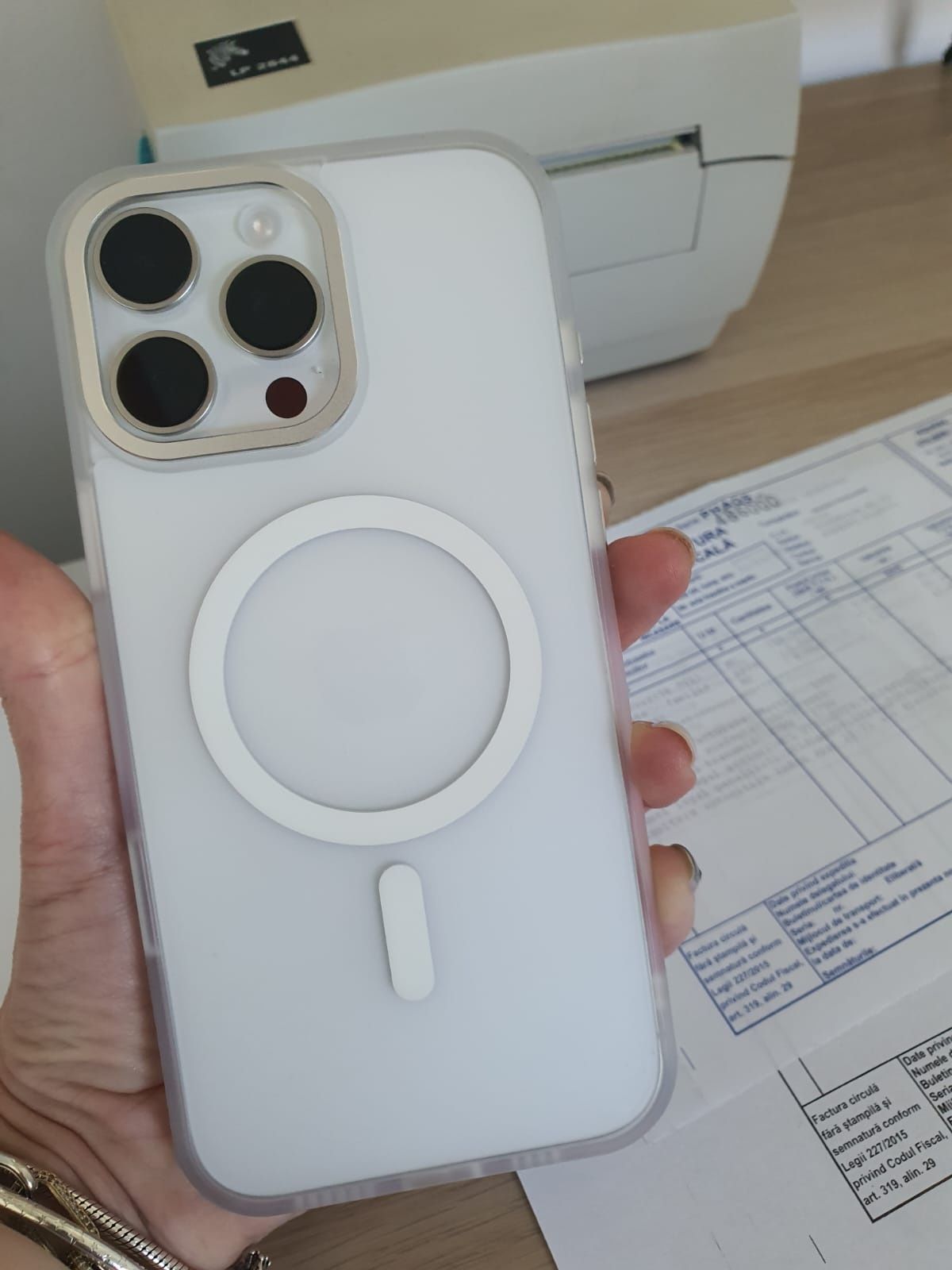 Husă Magsafe iPhone 16 Pro Max slim policarbonat + 3 folii ecran