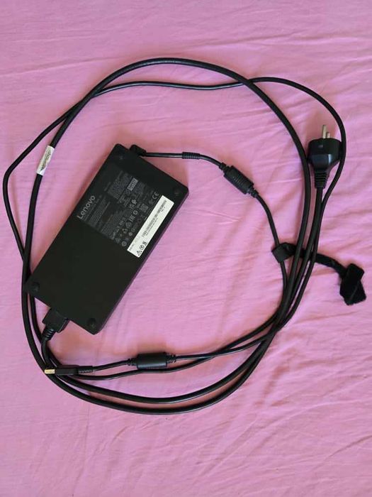 Laptop Gaming Lenovo Legion 5 17ACH6H (R7 5800H, RTX 3060, 16GB RAM)