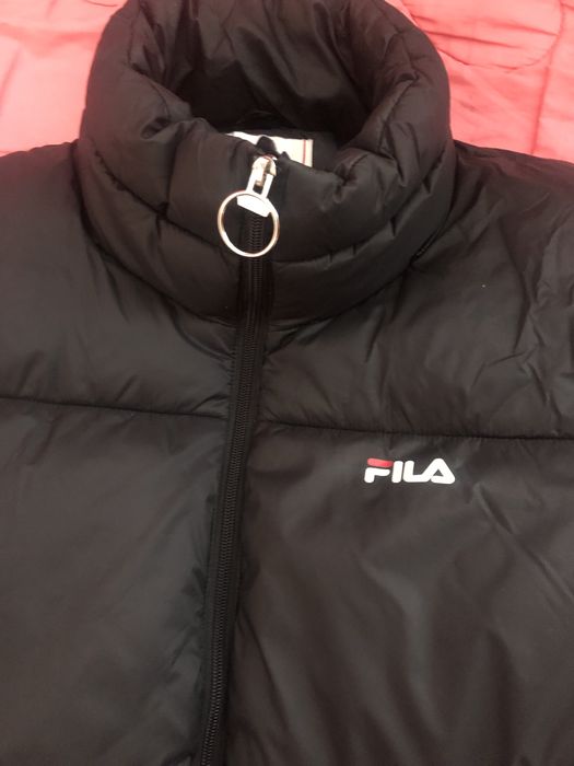 Дамско яке на FILA
