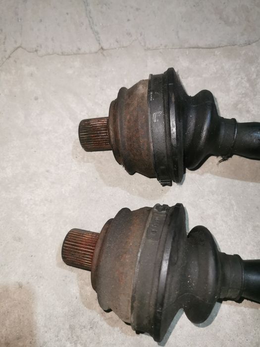 Полуоски от Ауди А6 C6 3.0tdi