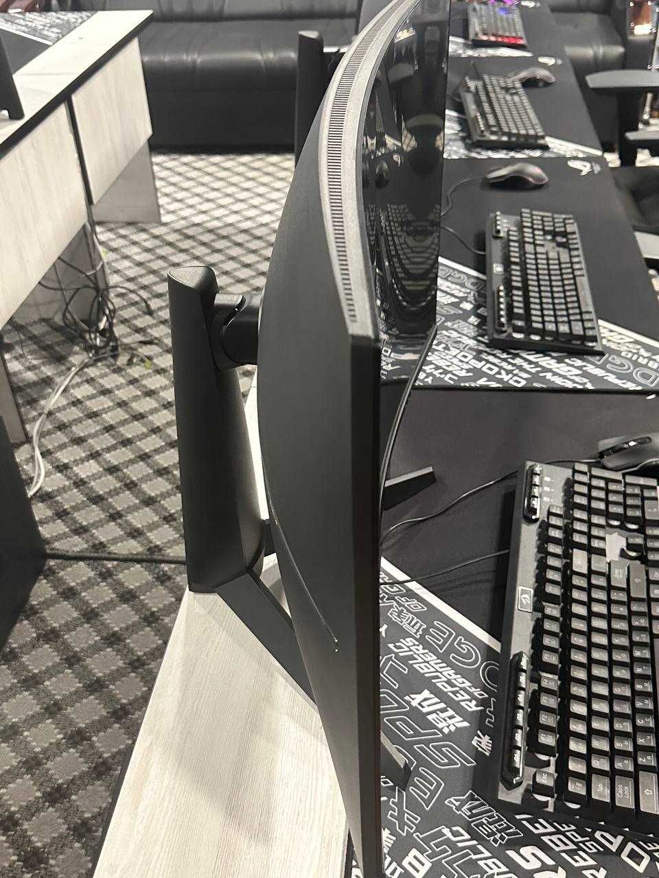 Монитор HKC CG322KS   32 дюмовый  240 Гц