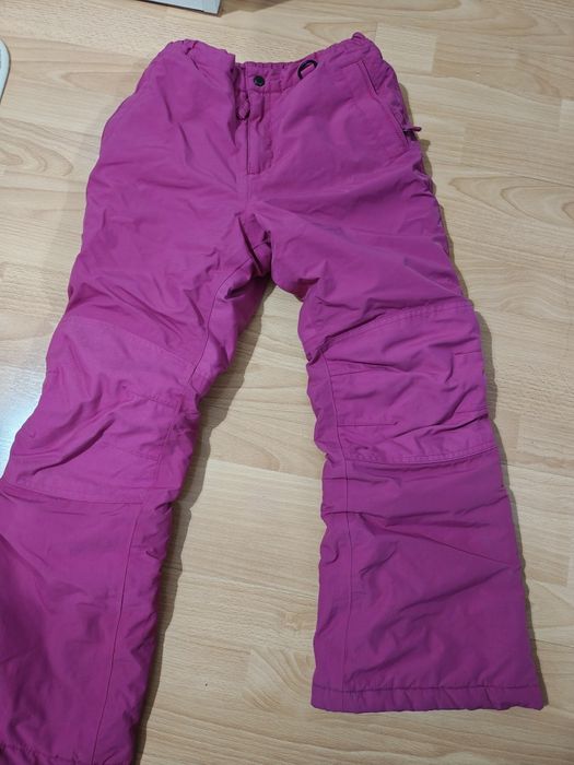 Детски ски екип в розово