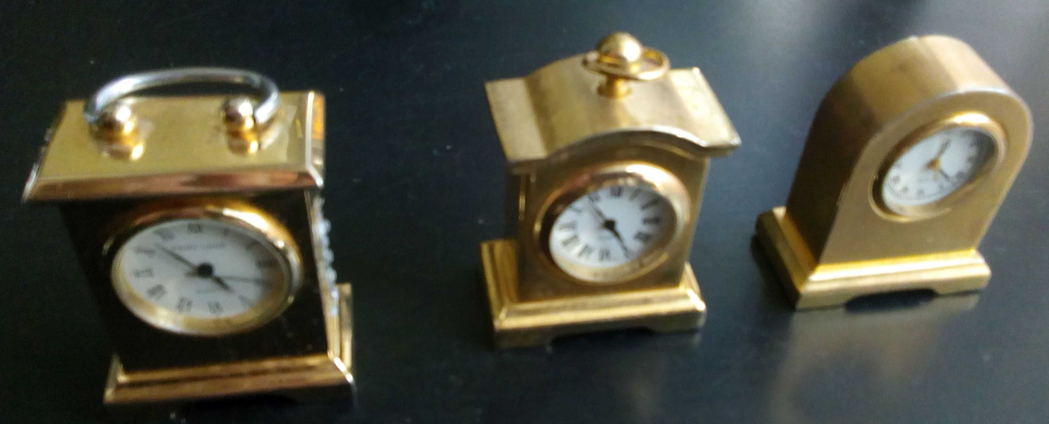 Ceas mini, (12 bucati), Anglia, diferite modele, functionale, 2 cm,.
