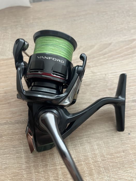 Mulineta Shimano vanford 2500 HGA