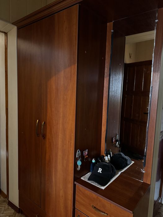 Шкаф для прихожей