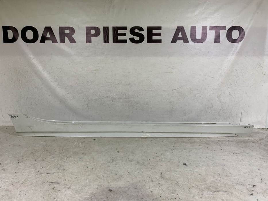 Prag dreapta BMW Seria 1, M-Sport F40, 2019, 2020, 2021, 2022, 2023, cod origine OE A2466901440.
