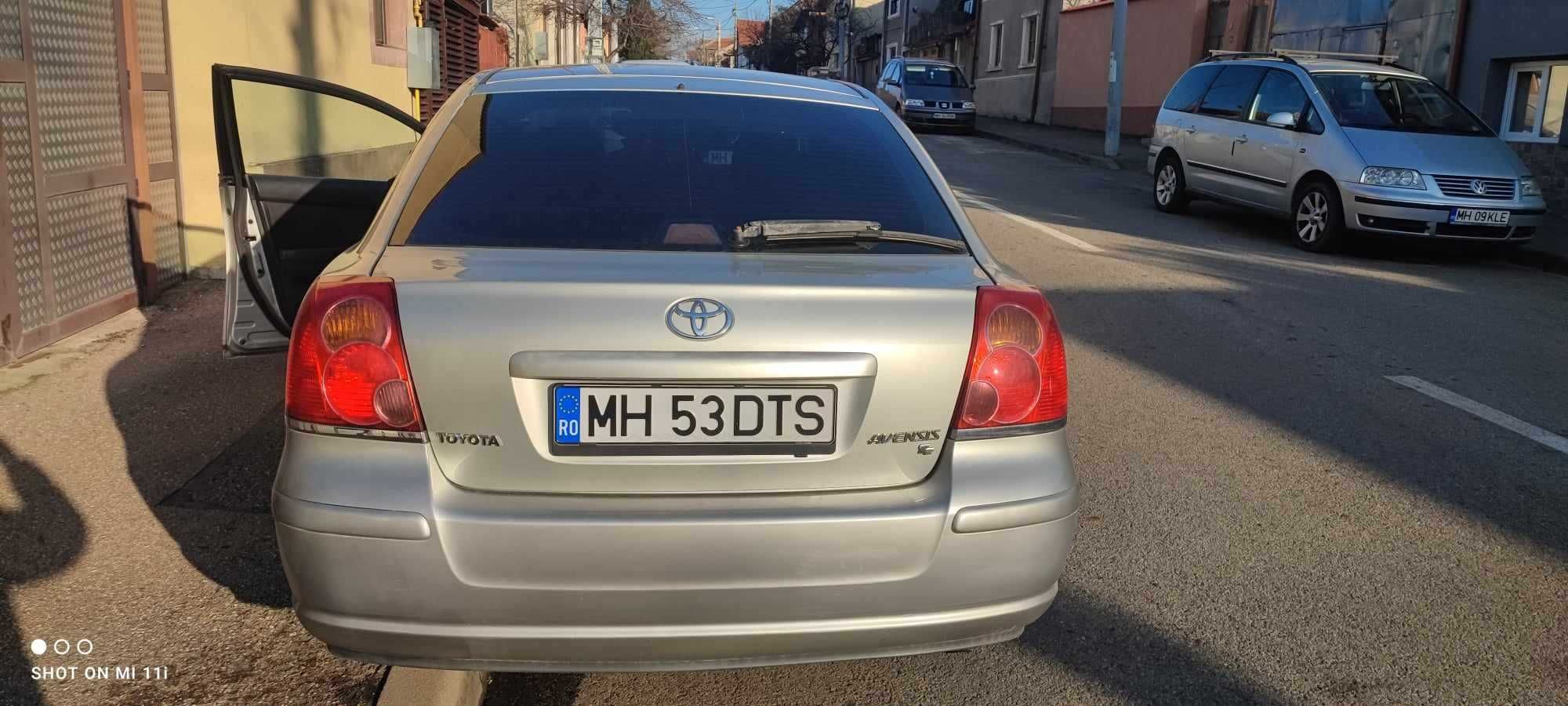 Toyota Avensis D-4D, 2.0 TDI, 2004