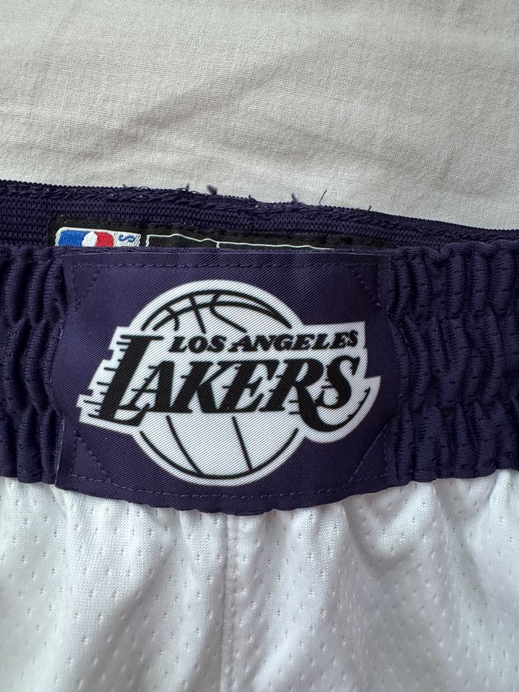 Pantaloni scurti Nike Lakers