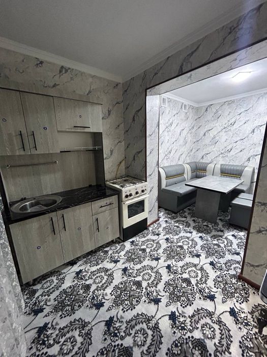 3 xonalik 1 qavat 75 m2.  Sentralni apteka  iD A SH  R