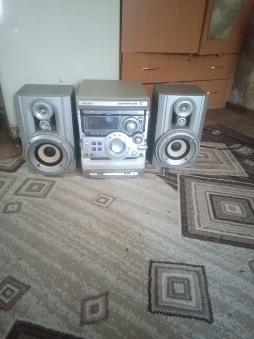 Продам муз центр