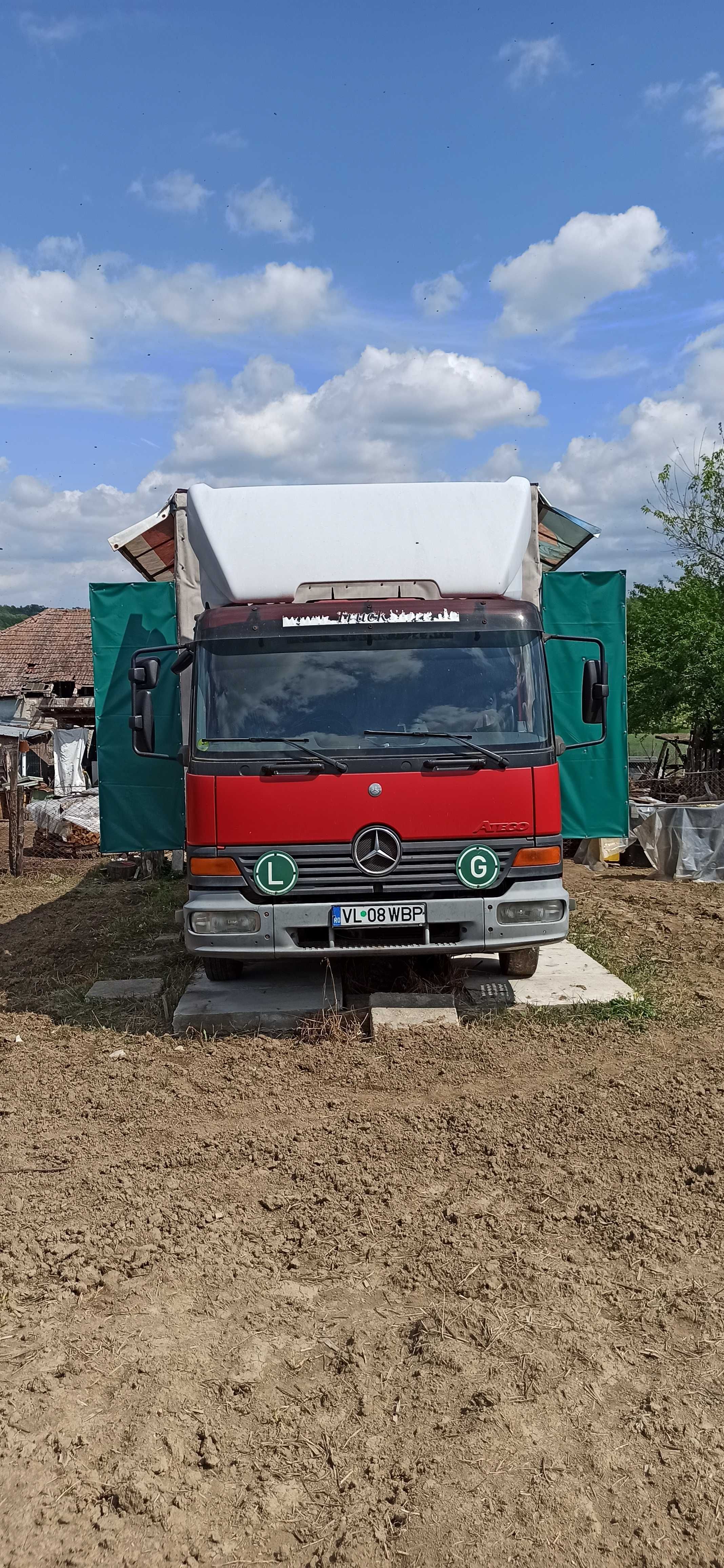 Vând camion apicol Mercedes atego de 7,5 tone