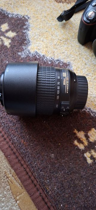 Vând Nikon d5300 stare buna de functionare cu tot  cu 4 obiective